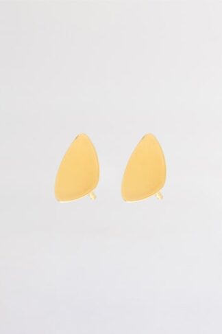 Gold sustainable ethical conscious bridal dainty pebble stud earrings mat
