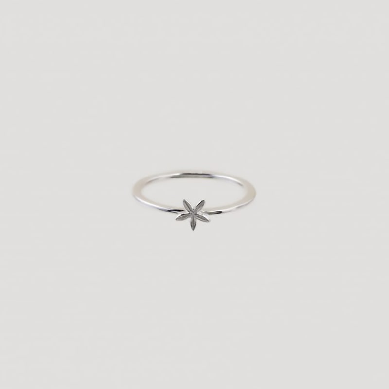 silver sustainable ethical conscious bridal star blossom ring silver sustainable ethical conscious bridal star blossom ring